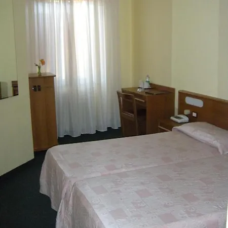 Hotel Da Cines 3*