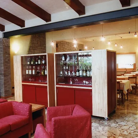 Da Cines Hotel Castelnovo ne' Monti