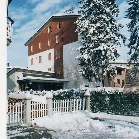 Ξενοδοχείο Da Cines Castelnovo ne' Monti